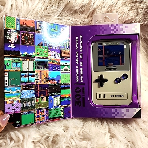 300 Games!! MY ARCADE Go Gamer Classic - Picture 6 of 7